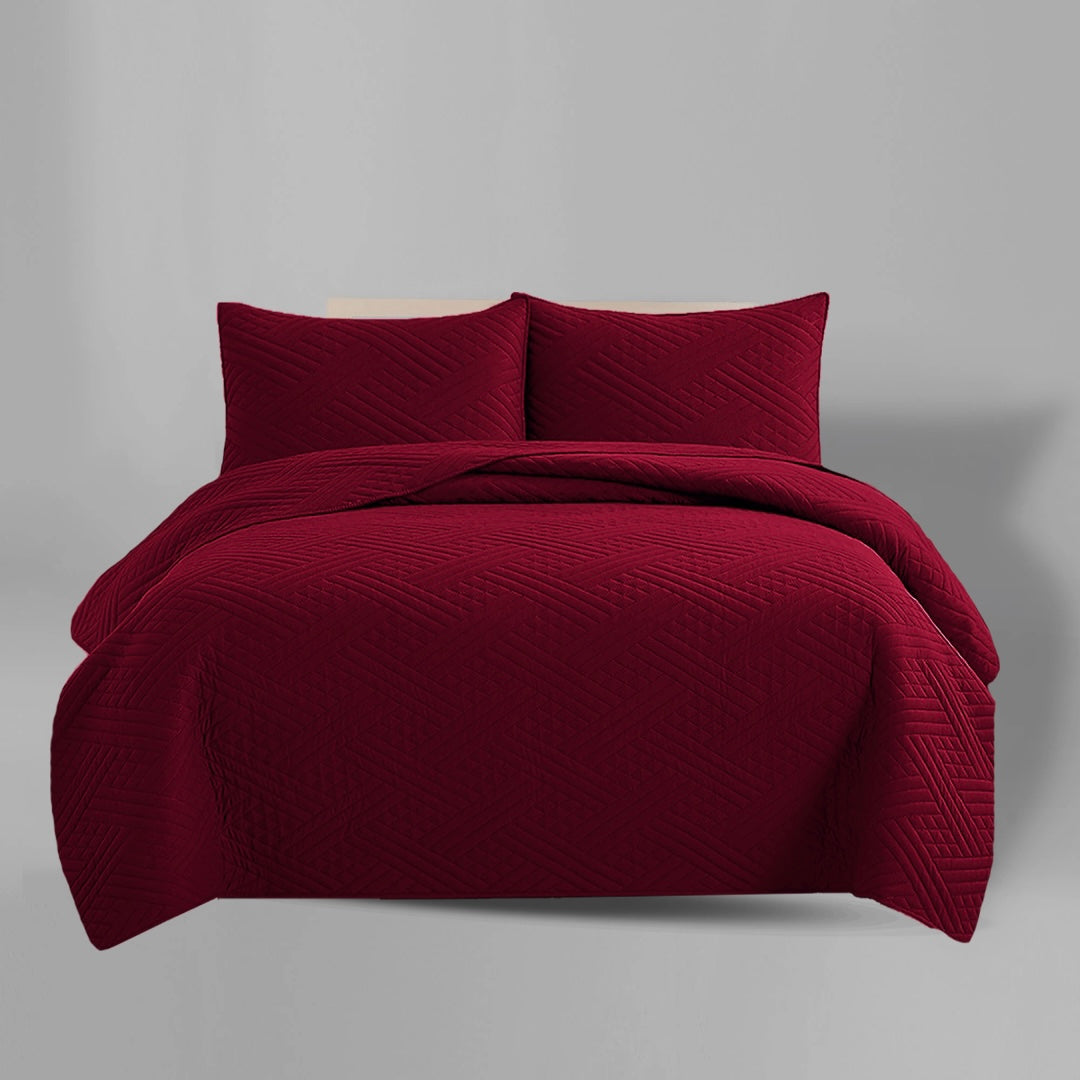 MAROON QUILTED BEDSPREAD SET