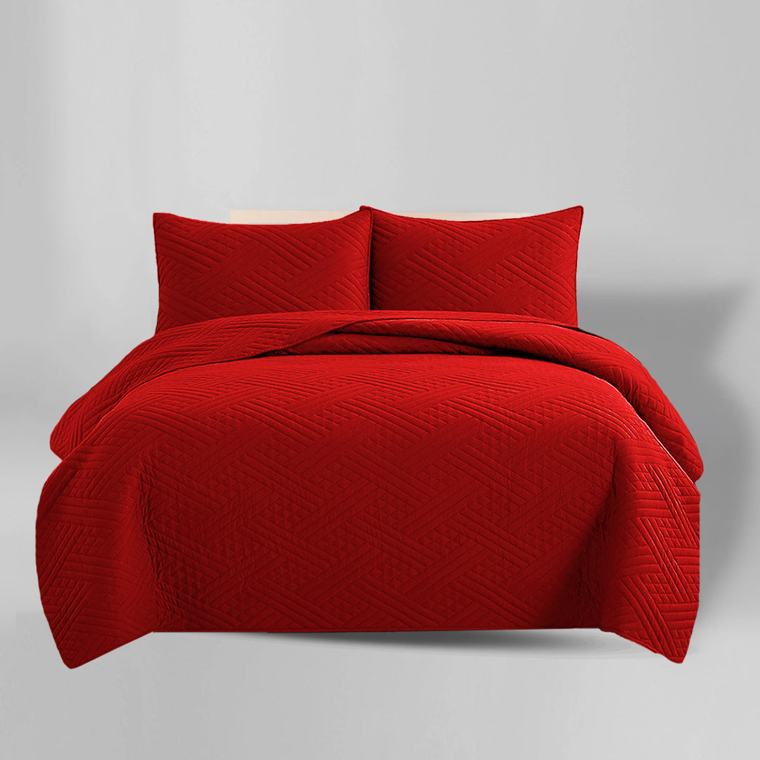 RED QUILTED BEDSPREAD SET